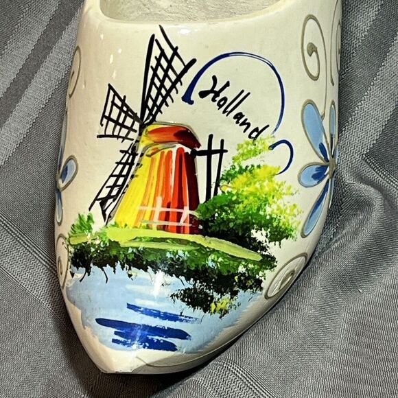 Holland Dutch Hand Carved & Paint Wood Shoe Clog Decor Wall Hang Feat Souvenir - Picture 1 of 6